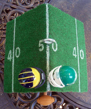 FootballThemes/HouseDividedRoof.jpg