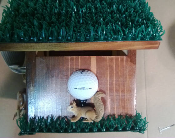 GolfThemes/FransBirdies.squirrel.jpg